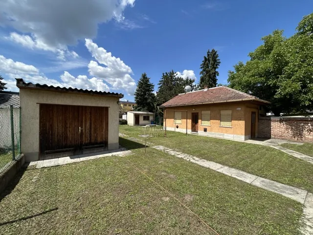 Eladó ház Budapest IV. kerület, Megyer 89 nm