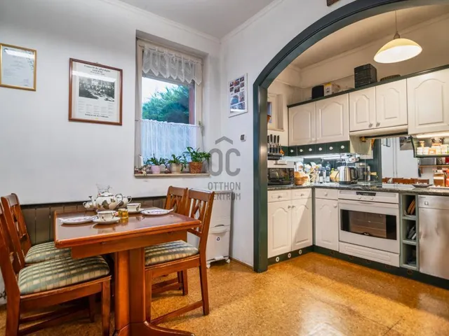 Eladó ház Budapest XV. kerület, Pestújhely 189 nm