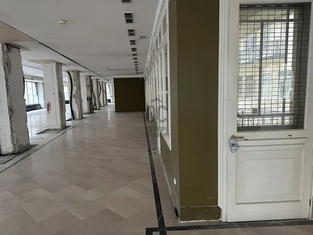 Eladó kereskedelmi és ipari ingatlan Budapest V. kerület, Belváros 702 nm