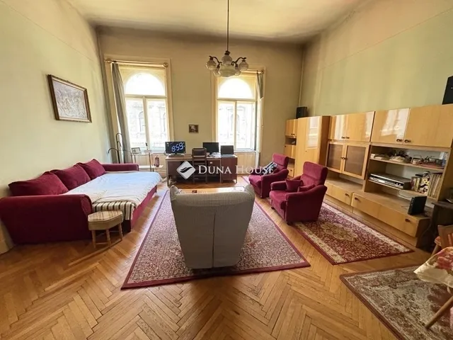 Eladó lakás Budapest VI. kerület 73 nm