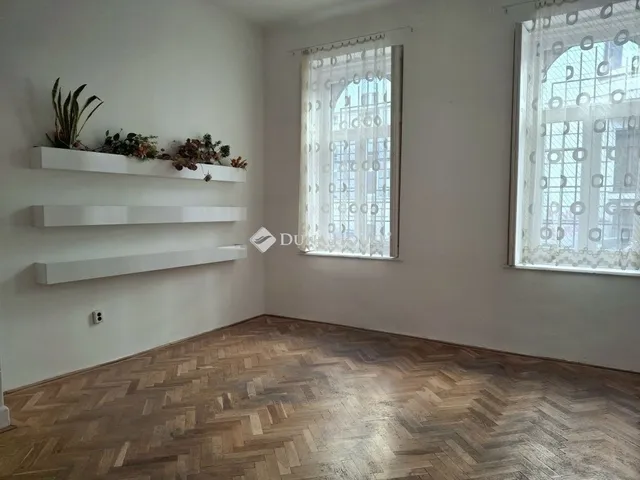 Eladó lakás Budapest VII. kerület 68 nm