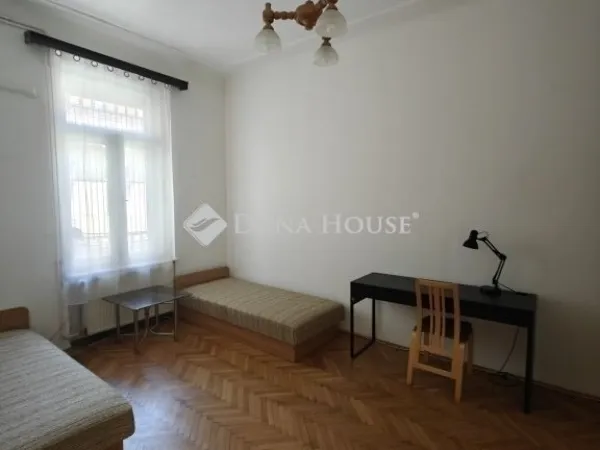 Eladó lakás Budapest VIII. kerület 113 nm