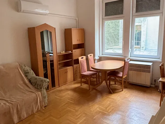 Kiadó lakás Budapest IX. kerület, Ferenc körút 42 nm