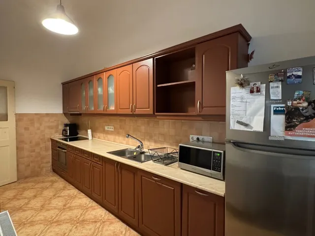 Kiadó lakás Budapest VII. kerület, Rózsa utca 100 nm