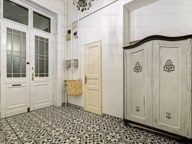 Kiadó lakás Budapest VI. kerület, Teréz körút 60 nm