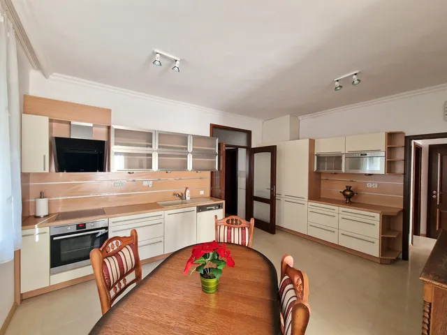 Kiadó lakás Budapest XIV. kerület 103 nm