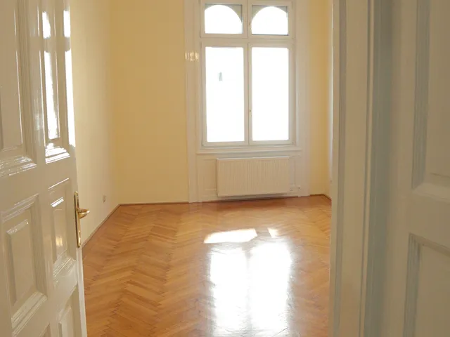 Kiadó lakás Budapest VIII. kerület, Nap utca 109 nm