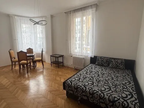Kiadó lakás Budapest VIII. kerület, Horváth Mihály tér 44 nm