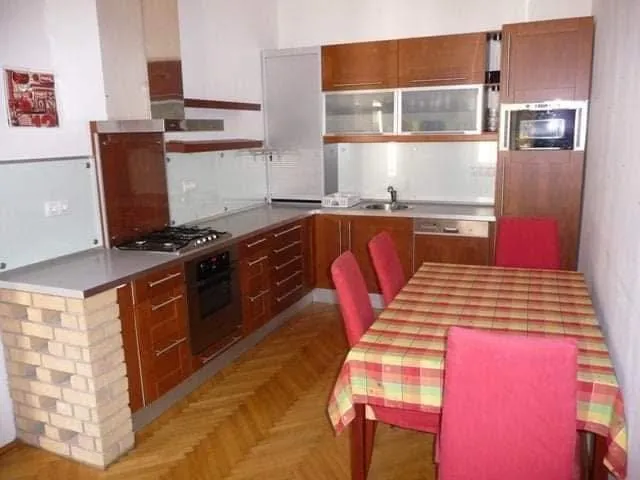 Kiadó lakás Budapest VI. kerület 57 nm