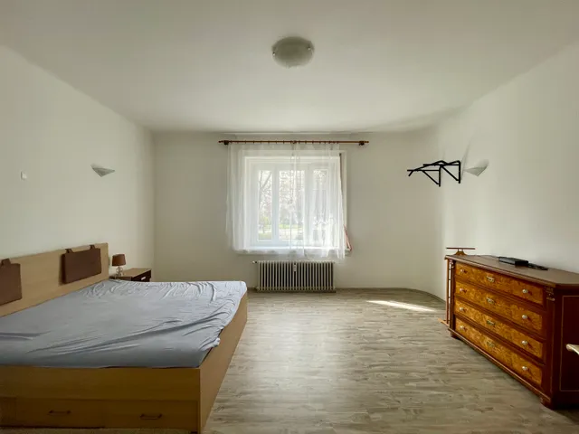 Kiadó lakás Budapest I. kerület, Attila út 73 nm