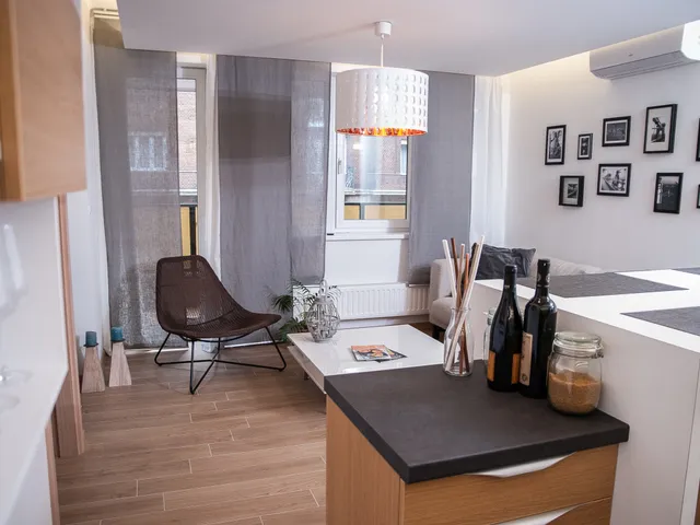 Kiadó lakás Budapest VII. kerület, Madách tér 59 nm