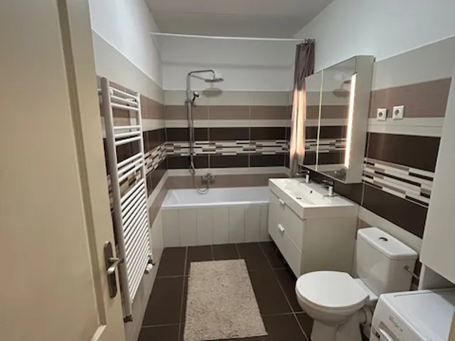 Kiadó lakás Budapest III. kerület, Nánási út 69 nm