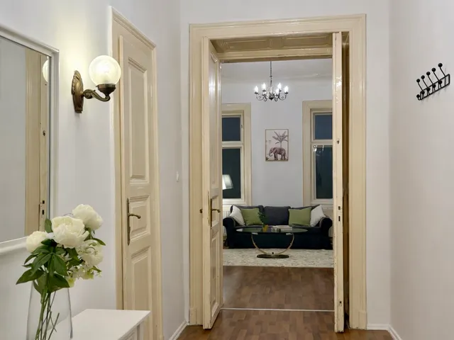 Kiadó lakás Budapest VI. kerület, Weiner Leó utca 86 nm