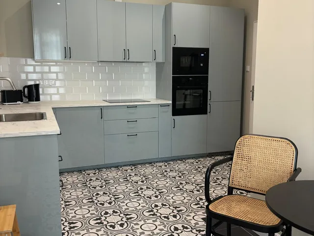 Kiadó lakás Budapest V. kerület, Kálmán Imre utca 70 nm