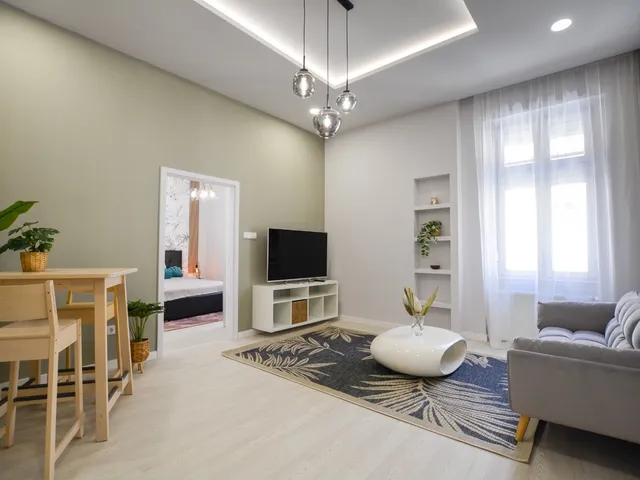 Kiadó lakás Budapest VI. kerület 93 nm