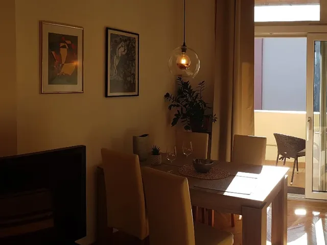 Kiadó lakás Budapest V. kerület, Október 6.utca 87 nm