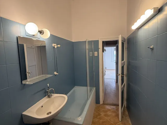 Kiadó lakás Budapest XIII. kerület, Radnóti Miklós utca 65 nm
