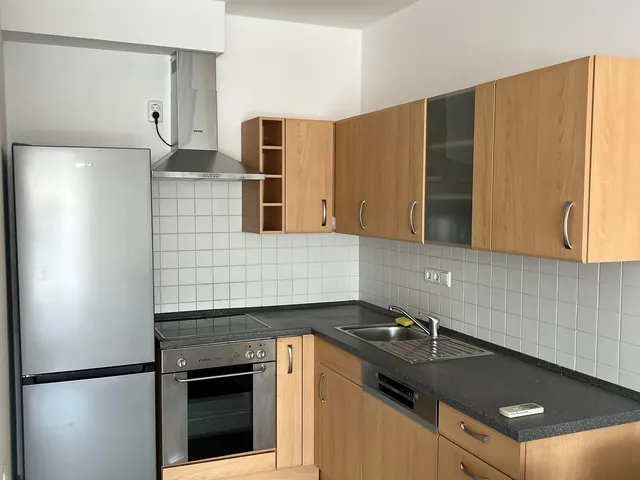 Kiadó lakás Budapest III. kerület, Nagyszombat 74 nm