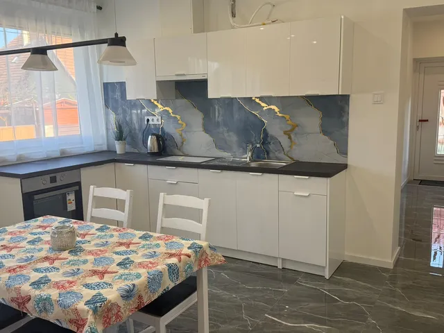 Kiadó lakás Budapest XXI. kerület, Gyergyói utca 48 nm
