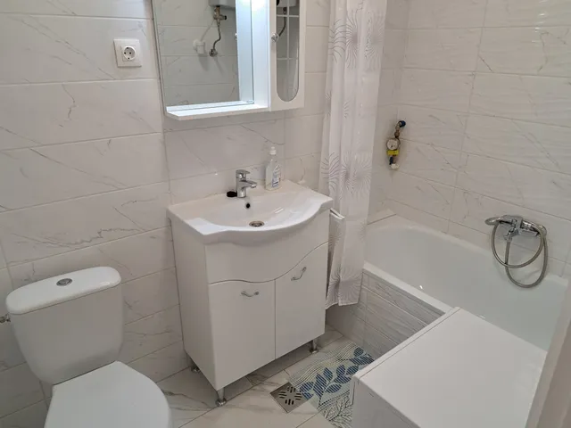 Kiadó lakás Budapest II. kerület, Vérhalom tér 34 nm