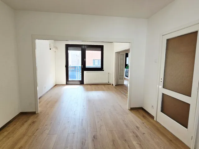 Kiadó lakás Budapest III. kerület, Katona J. u 46 nm