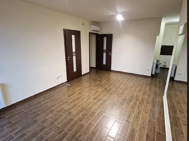 Kiadó lakás Debrecen, Péterfia utca 72 nm