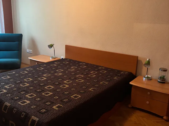 Kiadó lakás Debrecen, Nagyerdei körút 85 nm