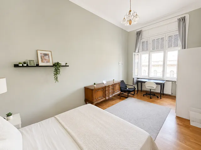 Kiadó lakás Budapest VII. kerület, István utca 95 nm