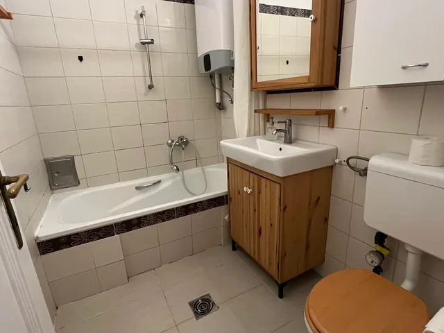 Kiadó lakás Budapest I. kerület, Gellérthegy I. ker., Naphegy utca 1 52 nm