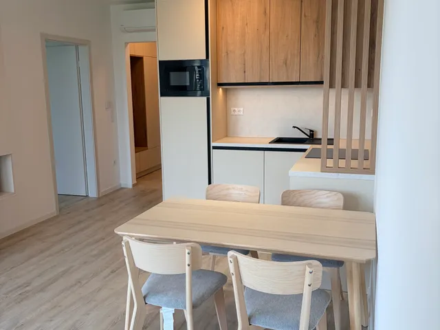 Kiadó lakás Budapest XIV. kerület, Angol utca 42 nm