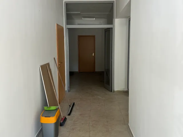 Kiadó kereskedelmi és ipari ingatlan Pomáz, Béke utca 140 nm