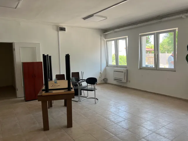 Kiadó kereskedelmi és ipari ingatlan Pomáz, Béke utca 140 nm