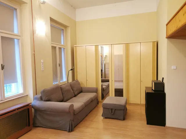 Kiadó lakás Budapest I. kerület, Attila út 37 nm