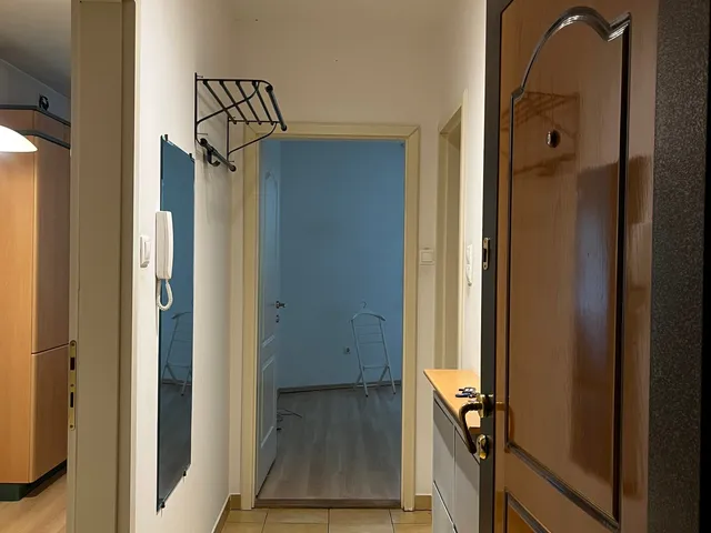 Kiadó lakás Budapest III. kerület, Nánási út 50 nm