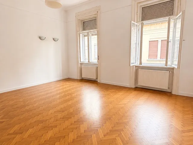 Eladó lakás Budapest VI. kerület 78 nm