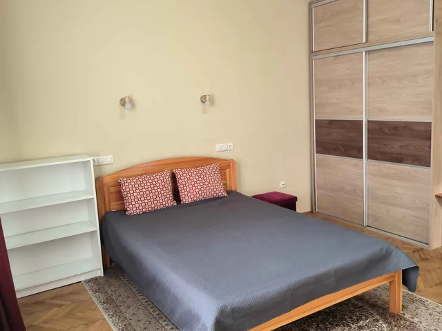Kiadó lakás Budapest XI. kerület, Budafoki út 75 nm