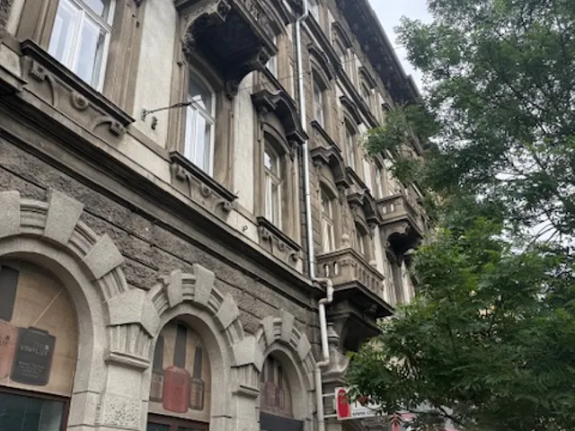 Eladó lakás Budapest V. kerület 72 nm