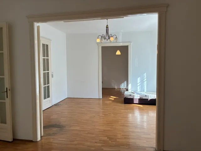 Kiadó lakás Budapest XII. kerület, Böszörményi út 98 nm