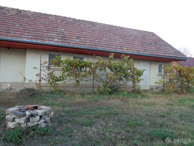 Eladó ház Kiskunlacháza 70 nm