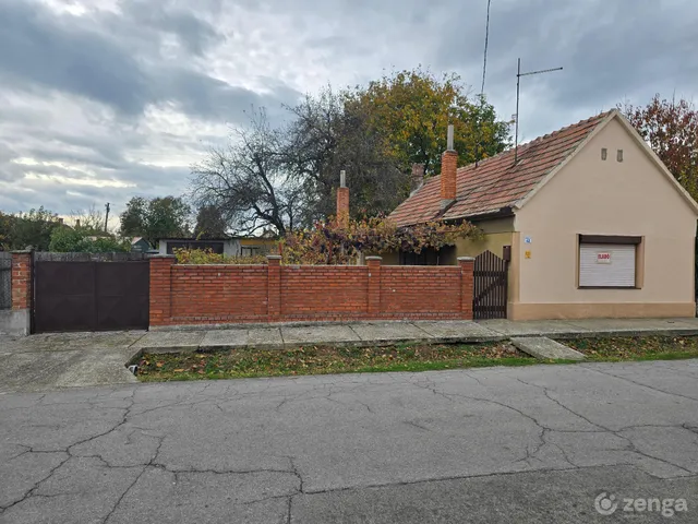 Eladó ház Siklós 120 nm