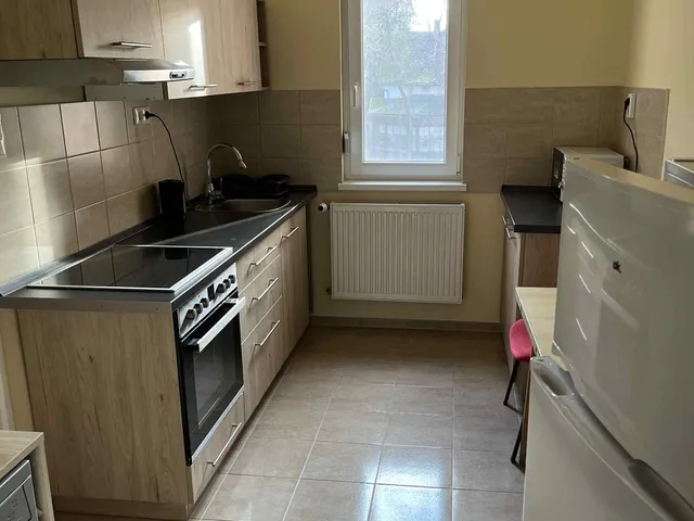 Kiadó lakás Debrecen, Nagyerdő 53 nm