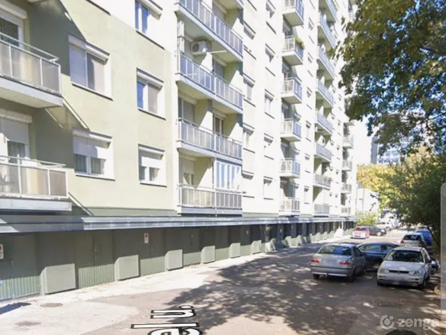 Eladó garázs Debrecen, Újkert 17 nm