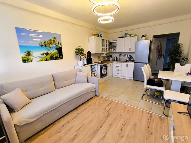 Eladó lakás Pécs, Kertváros 52 nm