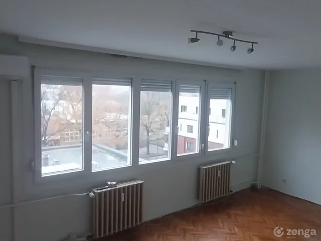 Eladó lakás Szolnok, Belváros 49 nm