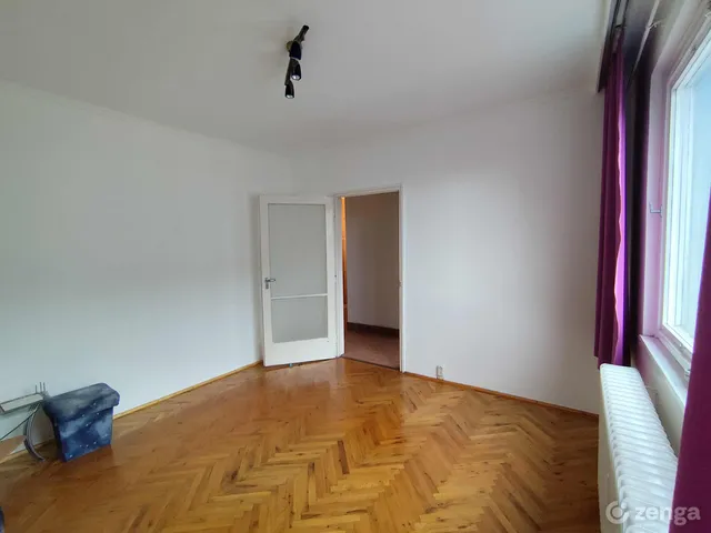 Eladó lakás Dunaújváros, Római városrész 53 nm