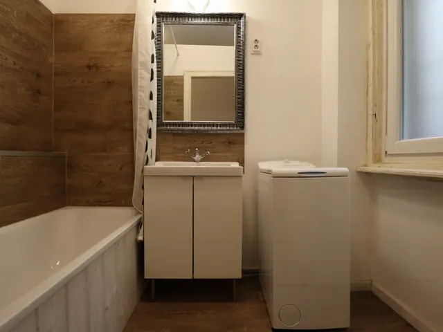 Kiadó lakás Budapest VIII. kerület, Csarnoknegyed 102 nm