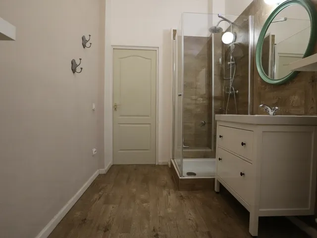 Kiadó lakás Budapest VIII. kerület, Csarnoknegyed 102 nm