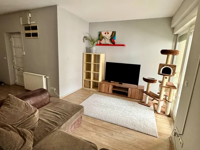 Kiadó lakás Budapest VI. kerület, Nagykörúton belüli terület 64 nm