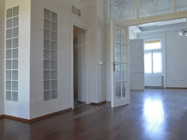 Kiadó lakás Budapest II. kerület 86 nm