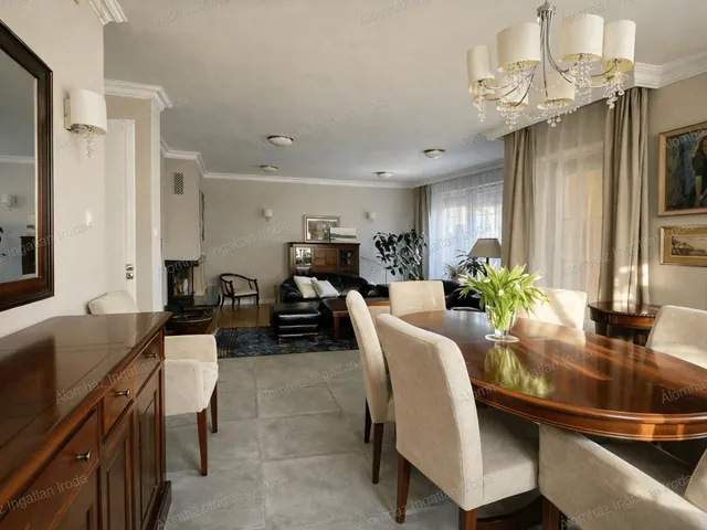 Eladó ház Budapest XIX. kerület 389 nm